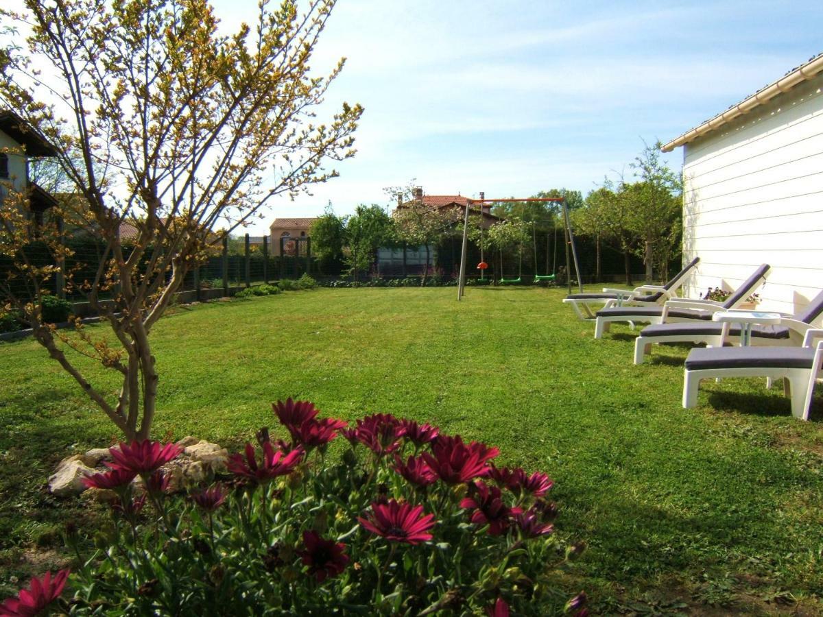 Gite L'Hirondelle Castelnau-de-Medoc Ngoại thất bức ảnh