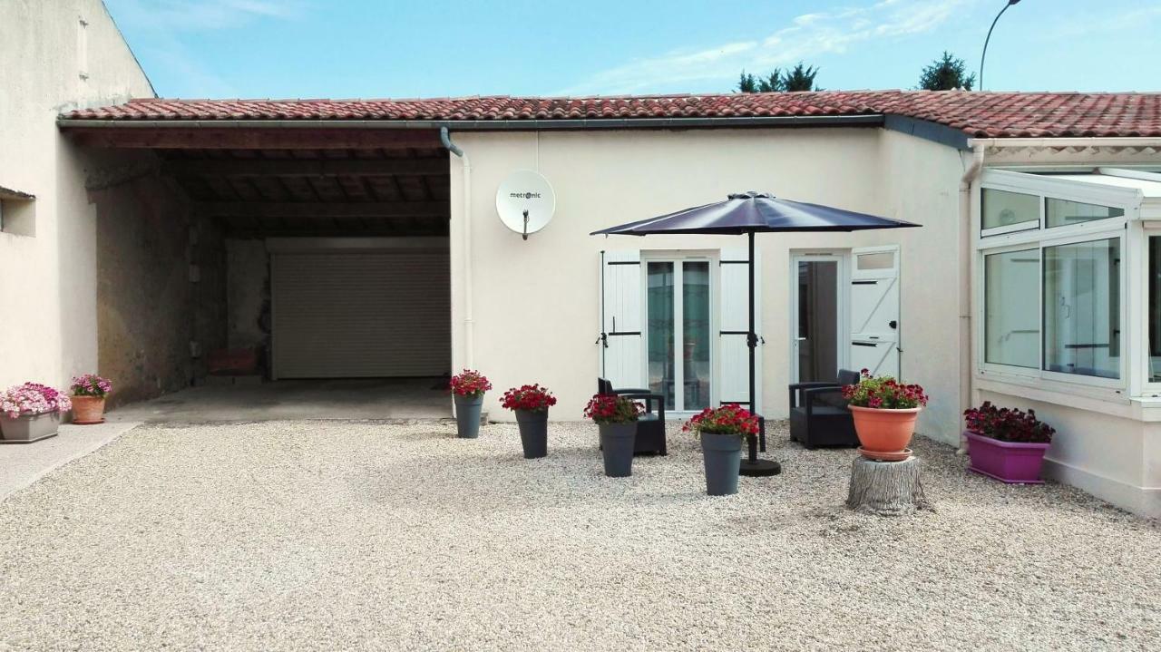 Gite L'Hirondelle Castelnau-de-Medoc Ngoại thất bức ảnh